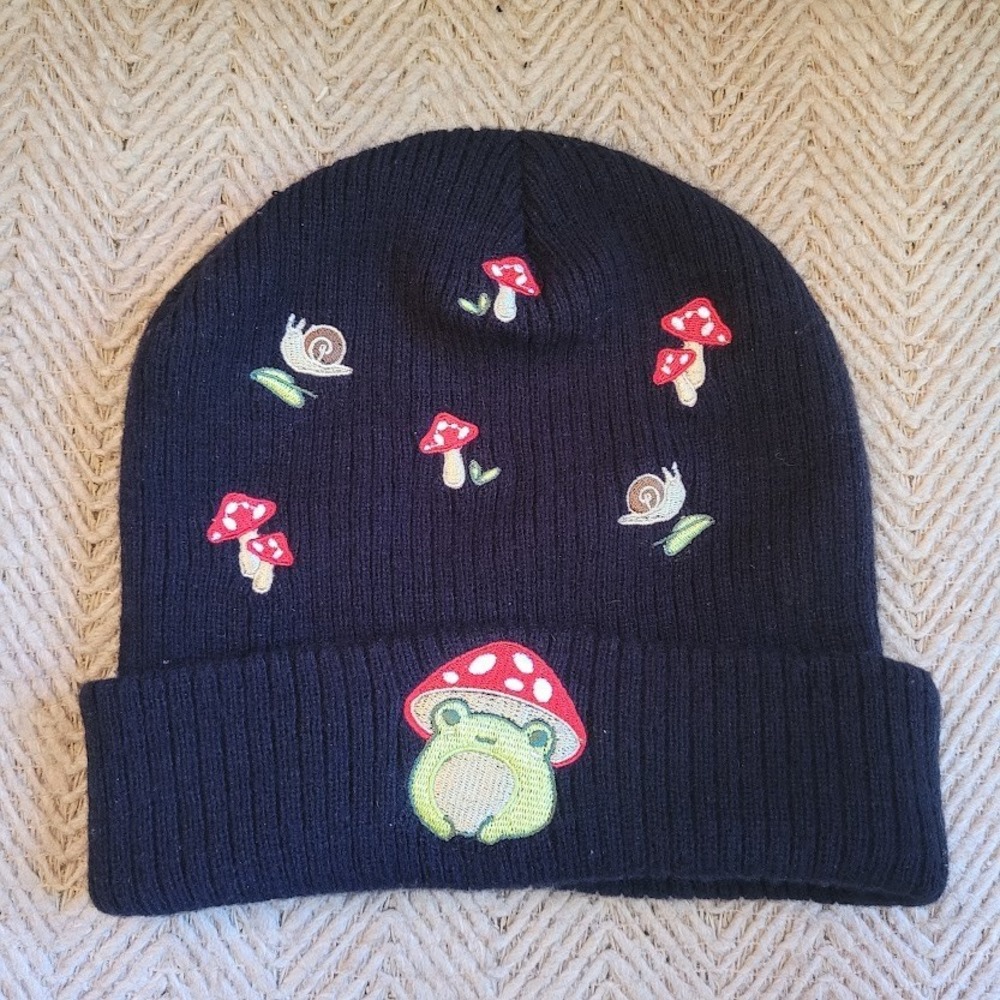 Mushrooms Frog Hat Unisex One Size Black Beanie Cap Embroidery Hot Topic Camp